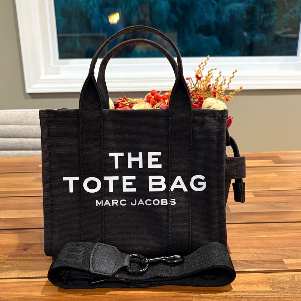 Marc Jacobs Black Small Tote Bag
